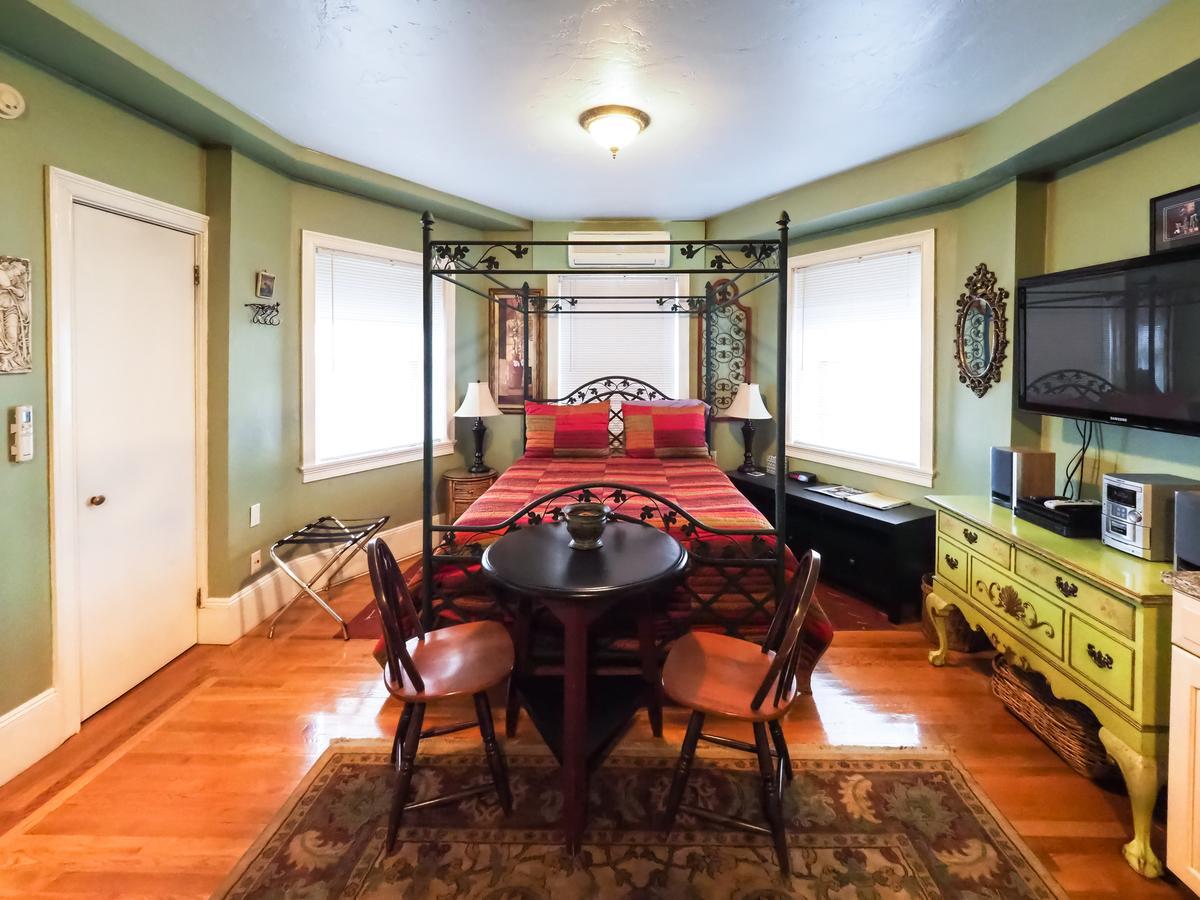 Bed and Breakfast The Gryphon House Boston Esterno foto