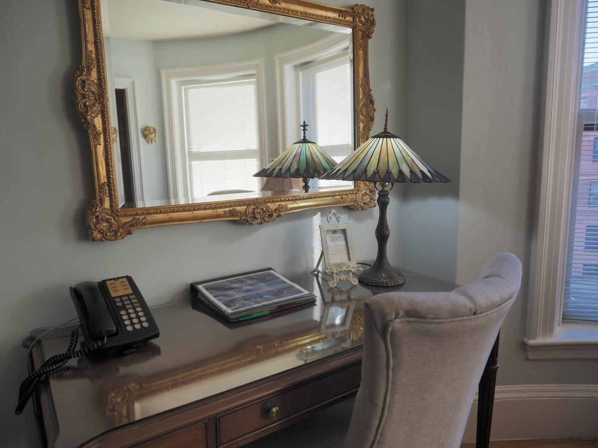 Bed and Breakfast The Gryphon House Boston Esterno foto